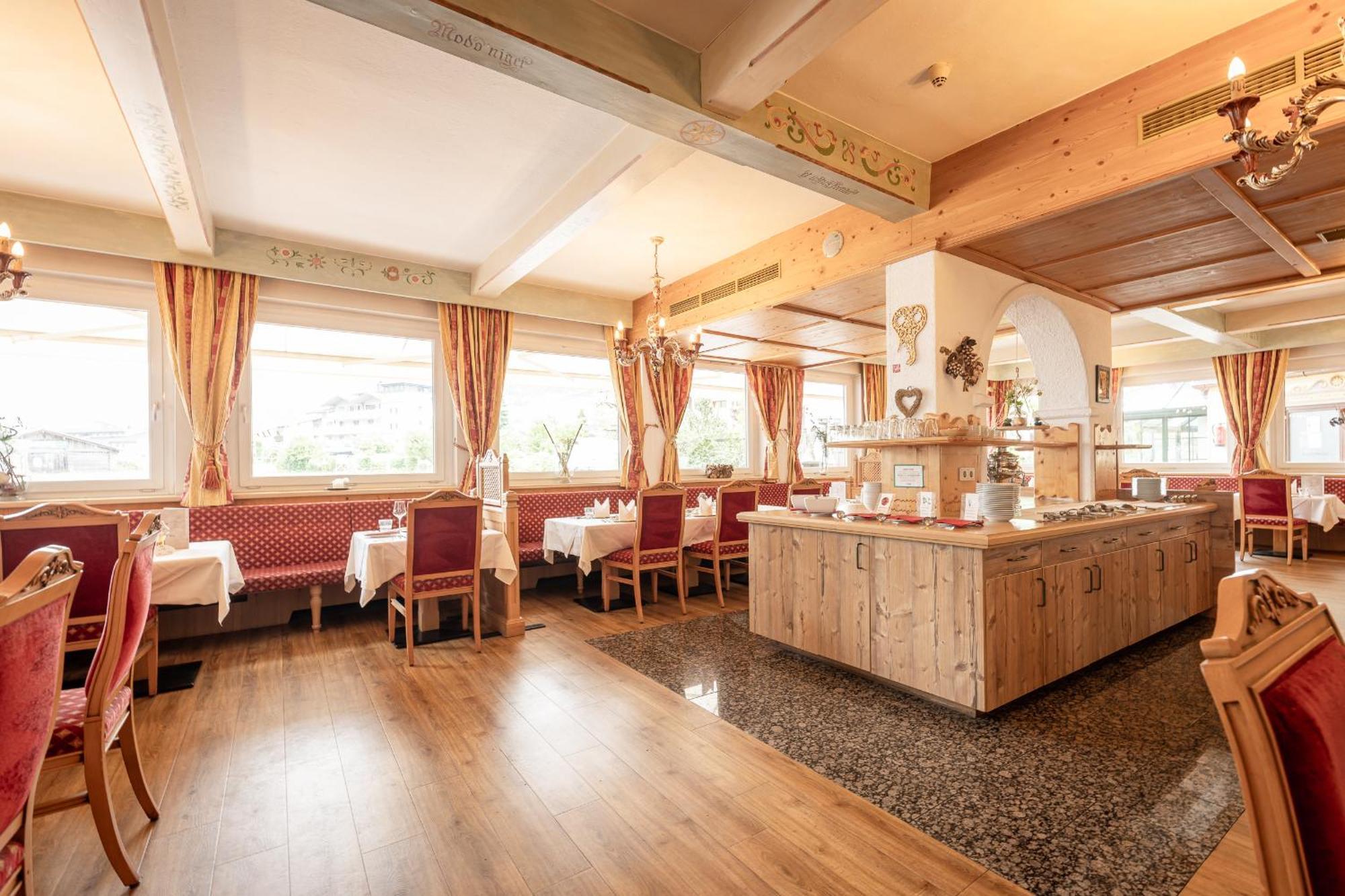 Hotel Berghof 4*